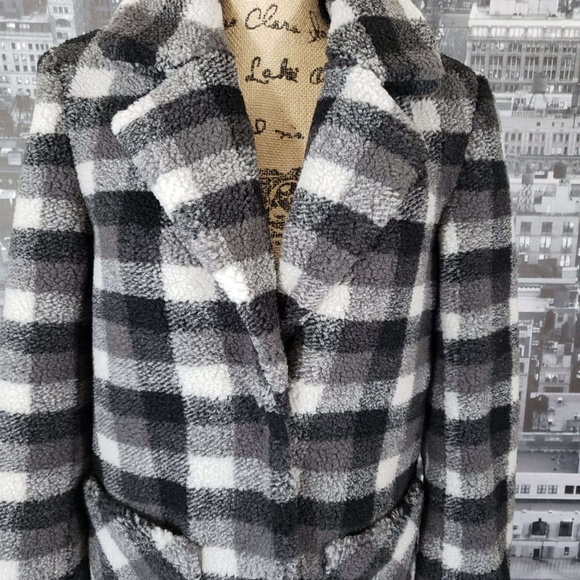 French Connection Coat - Picture 3 of 9